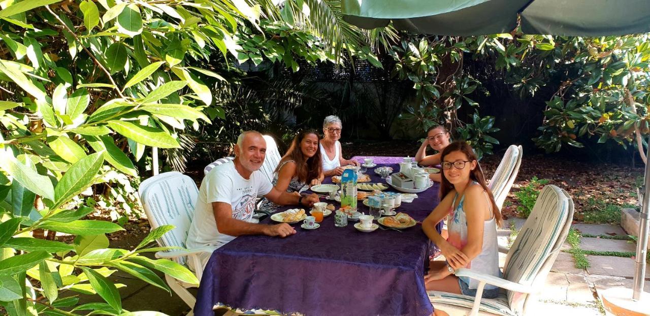 B&B Il Giardino Di Villa Anna トレカーゼ エクステリア 写真